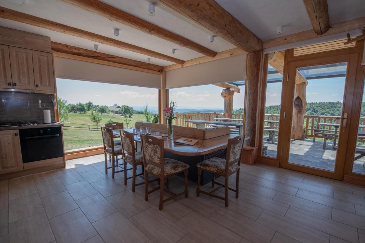 Holiday Home Ernest Zelezni With Hot Tub Ivancna Gorica Ngoại thất bức ảnh
